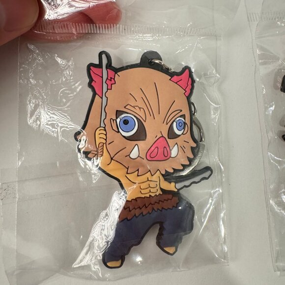 New Anime Keychain Set (2 pcs) | Cute Rubber Keychains | Collectible Gifts - Picture 7 of 7